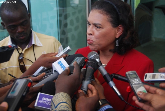 Fête de l’indépendance des États-Unis /  SEMme Wanda L. Nesbitt : “Que les dirigeants  ivoiriens aillent un peu plus vite à la paix ”